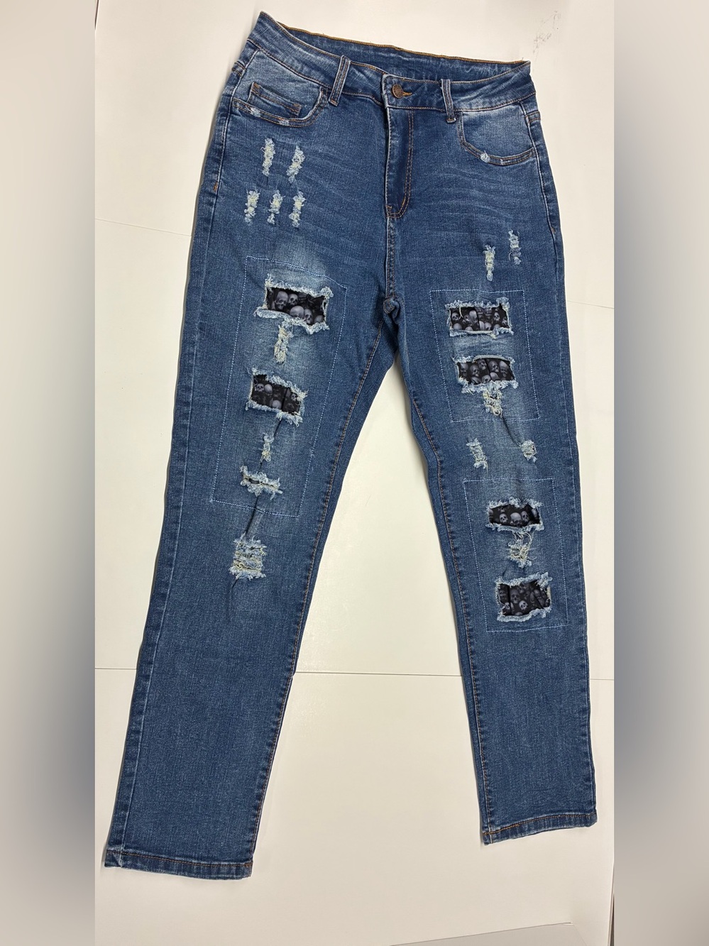 NEW Women’s Blue Distressed Patch Skinny Jeans Size Largr